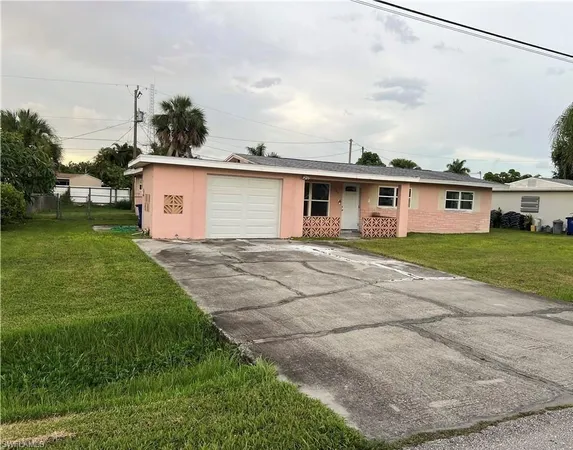 $1,750 | 160 Brooks Road, North Fort Myers, FL 33917