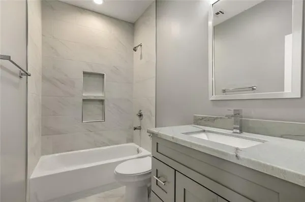 $2,890 | 1327 Fats Domino Avenue, Unit B, New Orleans, LA 70117
