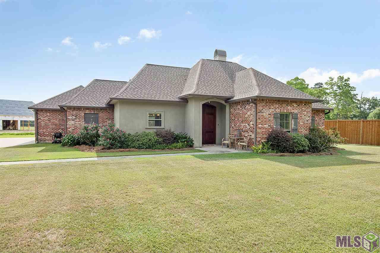 34019 Clinton Allen Road Denham Springs, LA 70706 - Photo 2 of 11