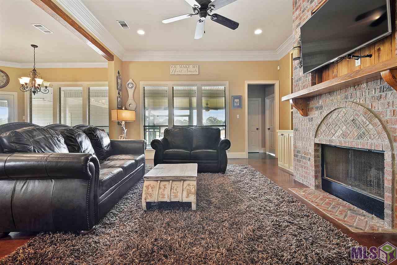 34019 Clinton Allen Road Denham Springs, LA 70706 - Photo 5 of 11