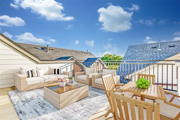 $3,248 | 4323 Dickason Avenue, Unit 30, Dallas, TX 75219