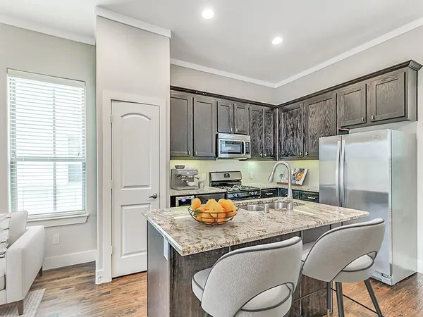 $3,248 | 4323 Dickason Avenue, Unit 30, Dallas, TX 75219