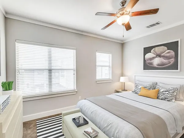 $3,248 | 4323 Dickason Avenue, Unit 30, Dallas, TX 75219