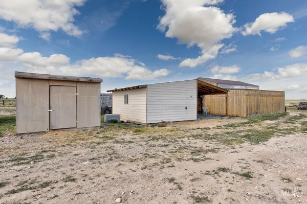 $1,300,000 | 2175 Graham Boulevard, Vale, OR 97918