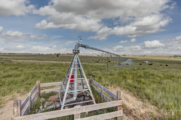 $1,300,000 | 2175 Graham Boulevard, Vale, OR 97918