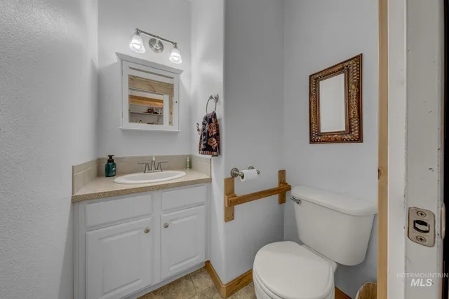 $1,300,000 | 2175 Graham Boulevard, Vale, OR 97918