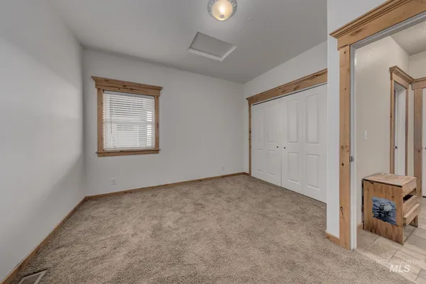 $1,300,000 | 2175 Graham Boulevard, Vale, OR 97918