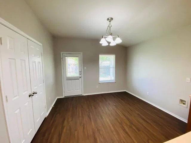 $1,650 | 124 Easy Street, Hutto, TX 78634