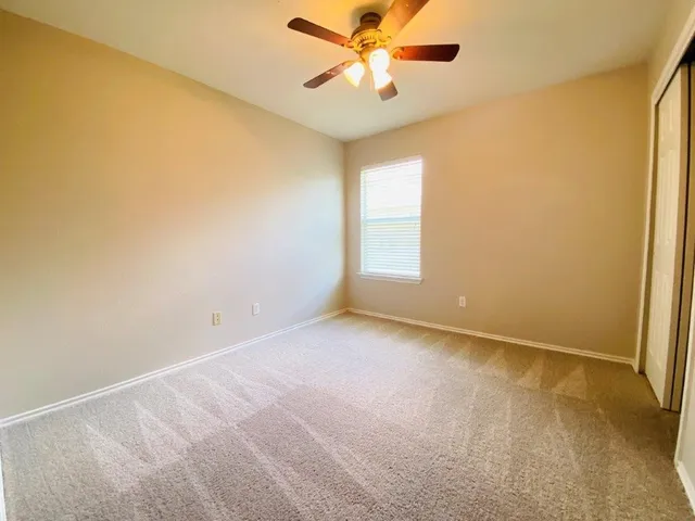 $1,650 | 124 Easy Street, Hutto, TX 78634