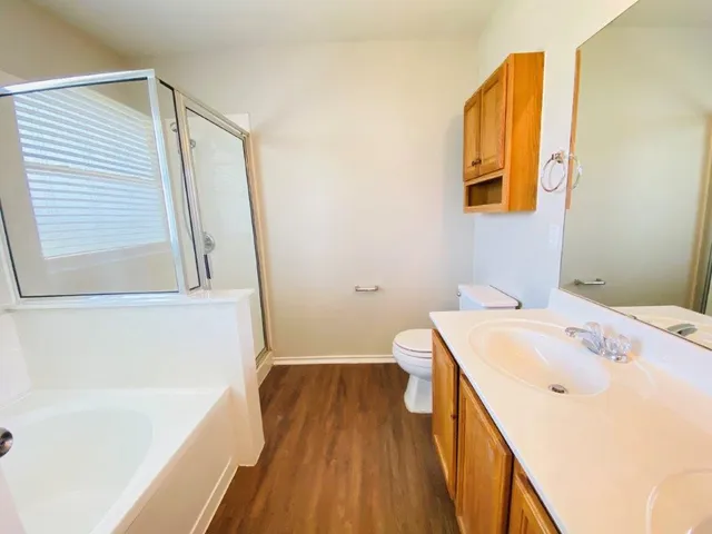 $1,650 | 124 Easy Street, Hutto, TX 78634