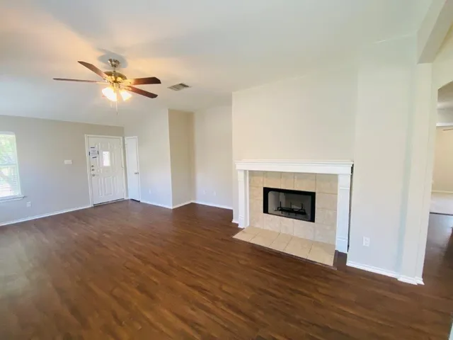 $1,650 | 124 Easy Street, Hutto, TX 78634