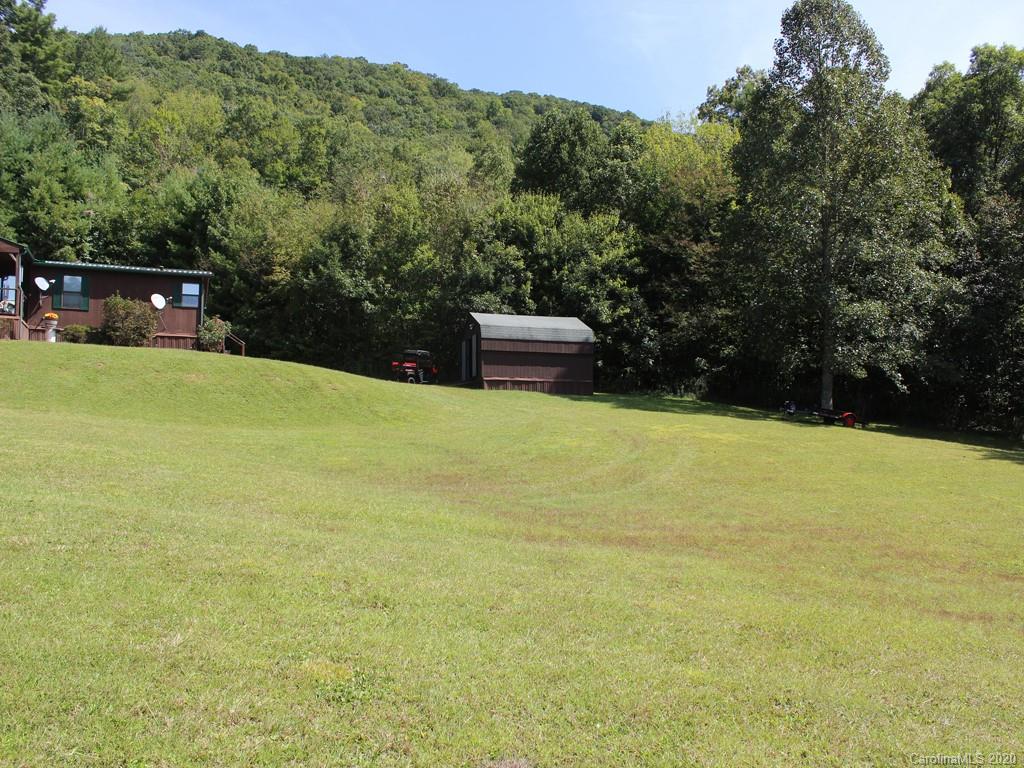 471 Murphy Branch Road Burnsville, NC 28714 - Photo 3 of 23 Gallery Image 3