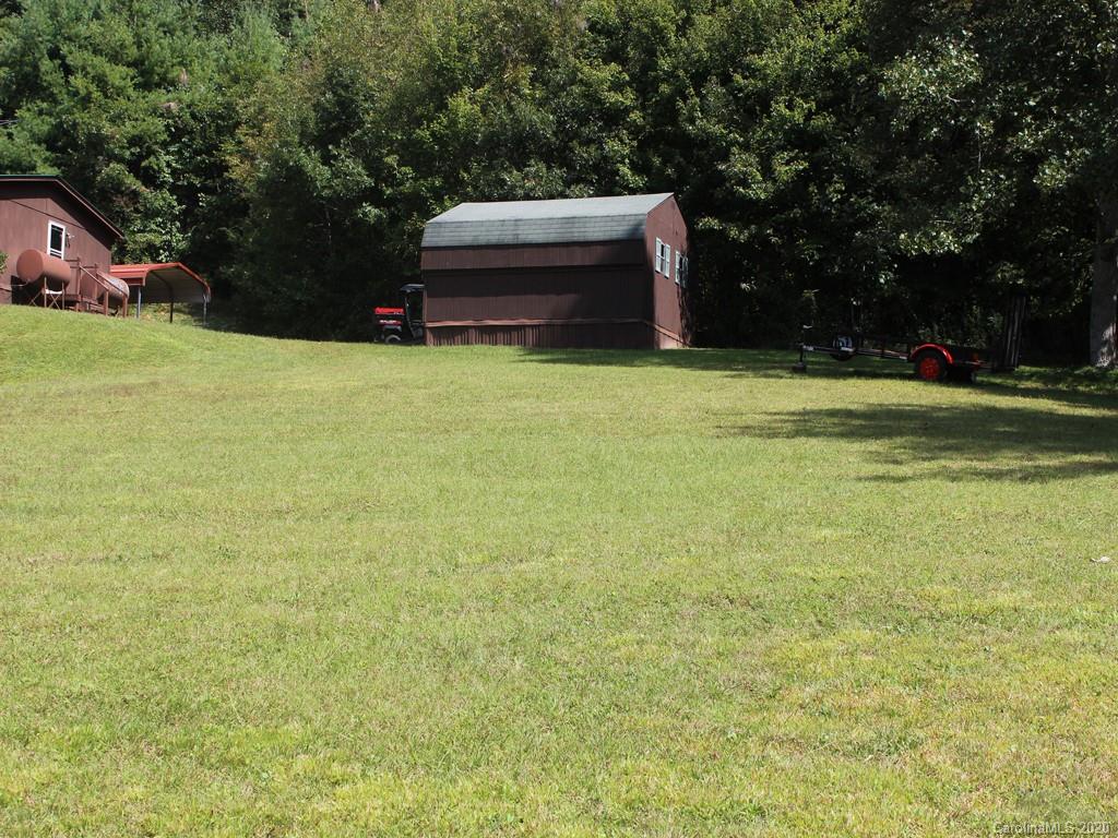 471 Murphy Branch Road Burnsville, NC 28714 - Photo 6 of 23 Gallery Image 6