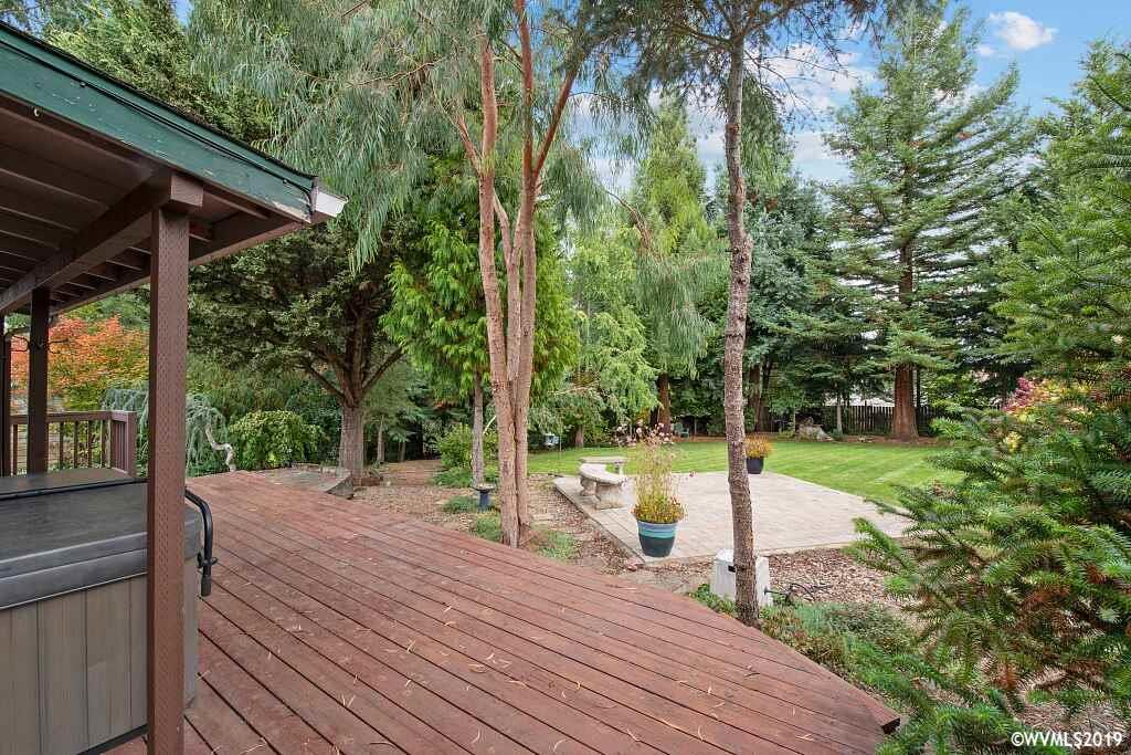 476 Southwest Maple Street Dallas, OR 97338 - Photo 37 of 42 Gallery Image 37