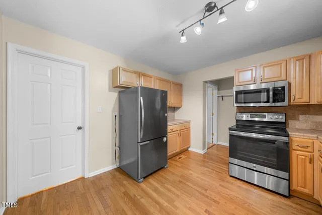 $369,500 | 122 Stedwick Place, Durham, NC 27712