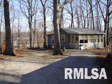 1624 Moonglow Road Centralia, IL 62801 - Photo 2 of 11