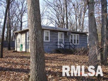1624 Moonglow Road Centralia, IL 62801 - Photo 3 of 11
