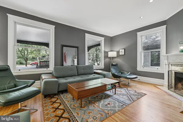 $4,750 | 101 Woodlawn Road, Baltimore, MD 21210