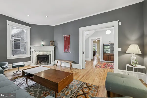 $4,750 | 101 Woodlawn Road, Baltimore, MD 21210