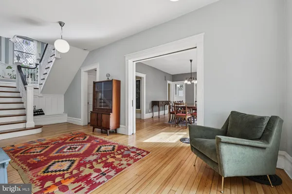 $4,750 | 101 Woodlawn Road, Baltimore, MD 21210