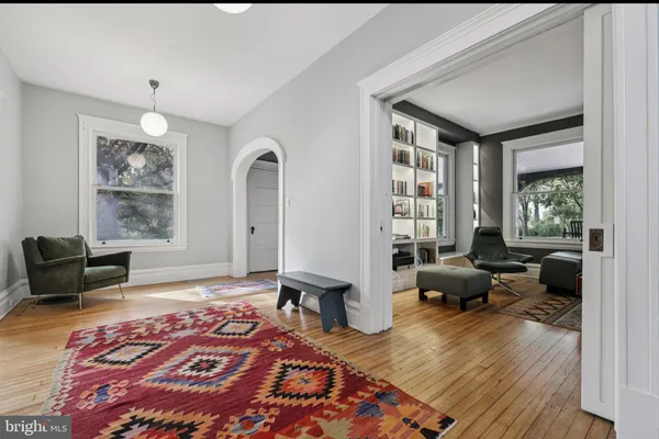 $4,750 | 101 Woodlawn Road, Baltimore, MD 21210