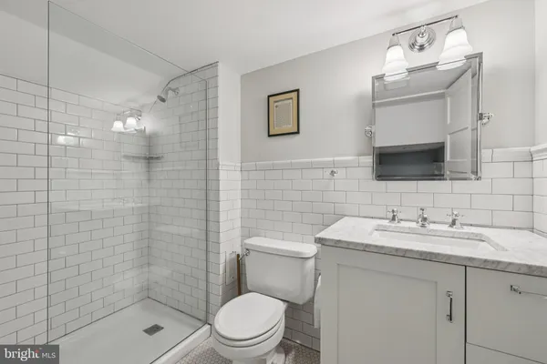 $4,750 | 101 Woodlawn Road, Baltimore, MD 21210