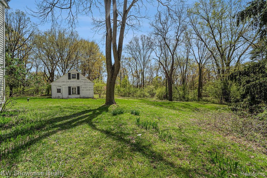 3125 North Adams Road Bloomfield Hills, MI 48304 - Photo 28 of 35 Gallery Image 28