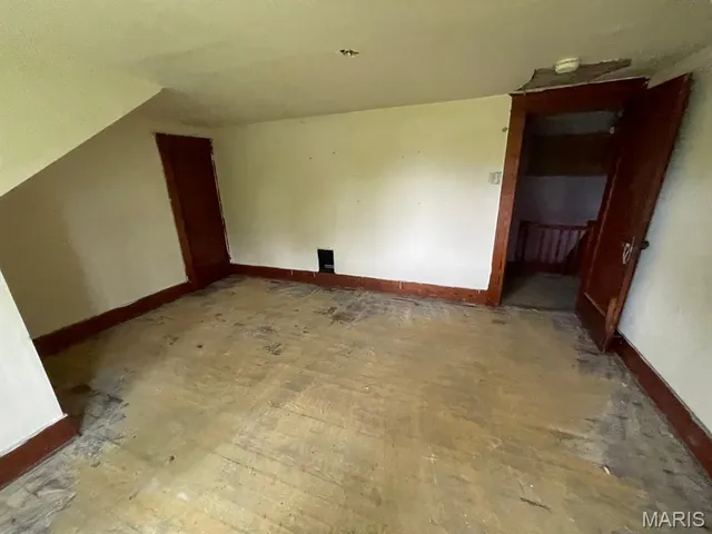 $35,000 | 20621 Co Highway 22, Hoyleton, IL 62803