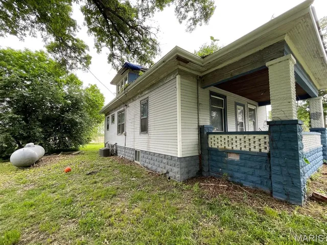 $35,000 | 20621 Co Highway 22, Hoyleton, IL 62803