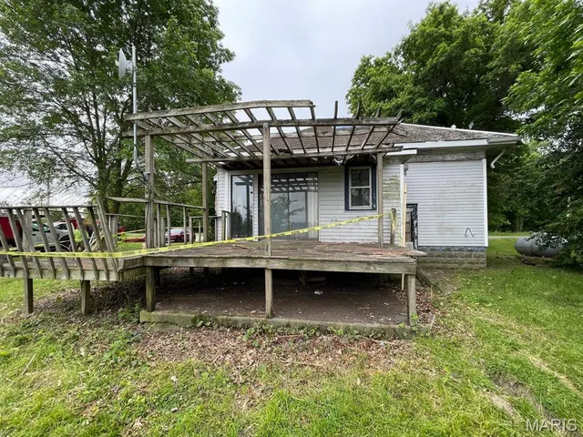 $35,000 | 20621 Co Highway 22, Hoyleton, IL 62803