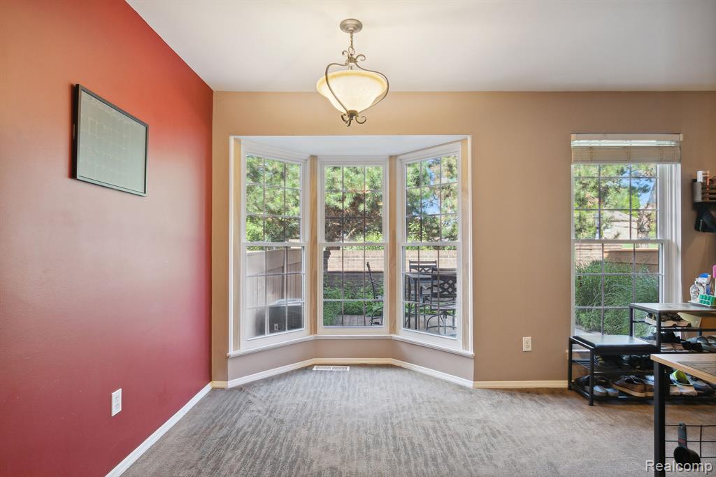22040 Edgewater Novi, MI 48375 - Photo 20 of 44