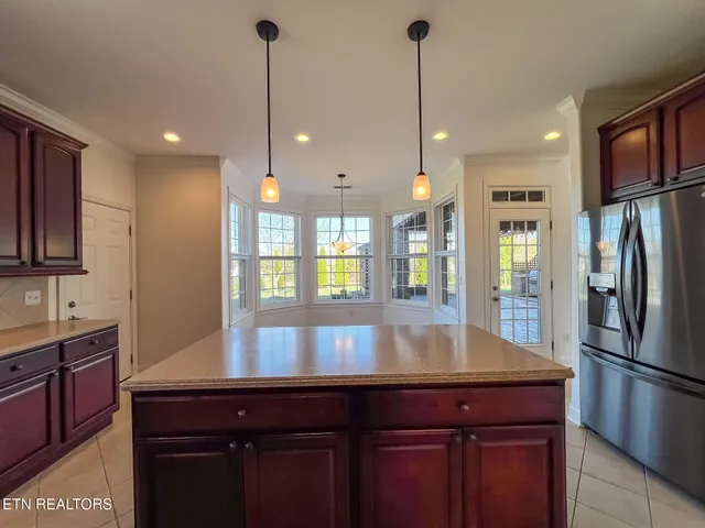 $735,000 | 1636 Stone Harbor Boulevard, Lenoir City, TN 37772