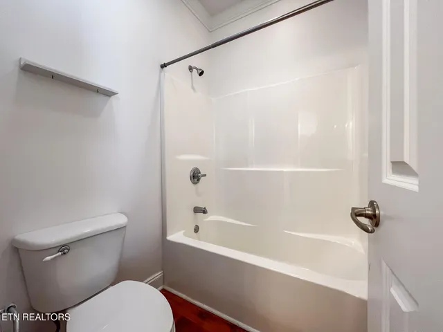 $735,000 | 1636 Stone Harbor Boulevard, Lenoir City, TN 37772