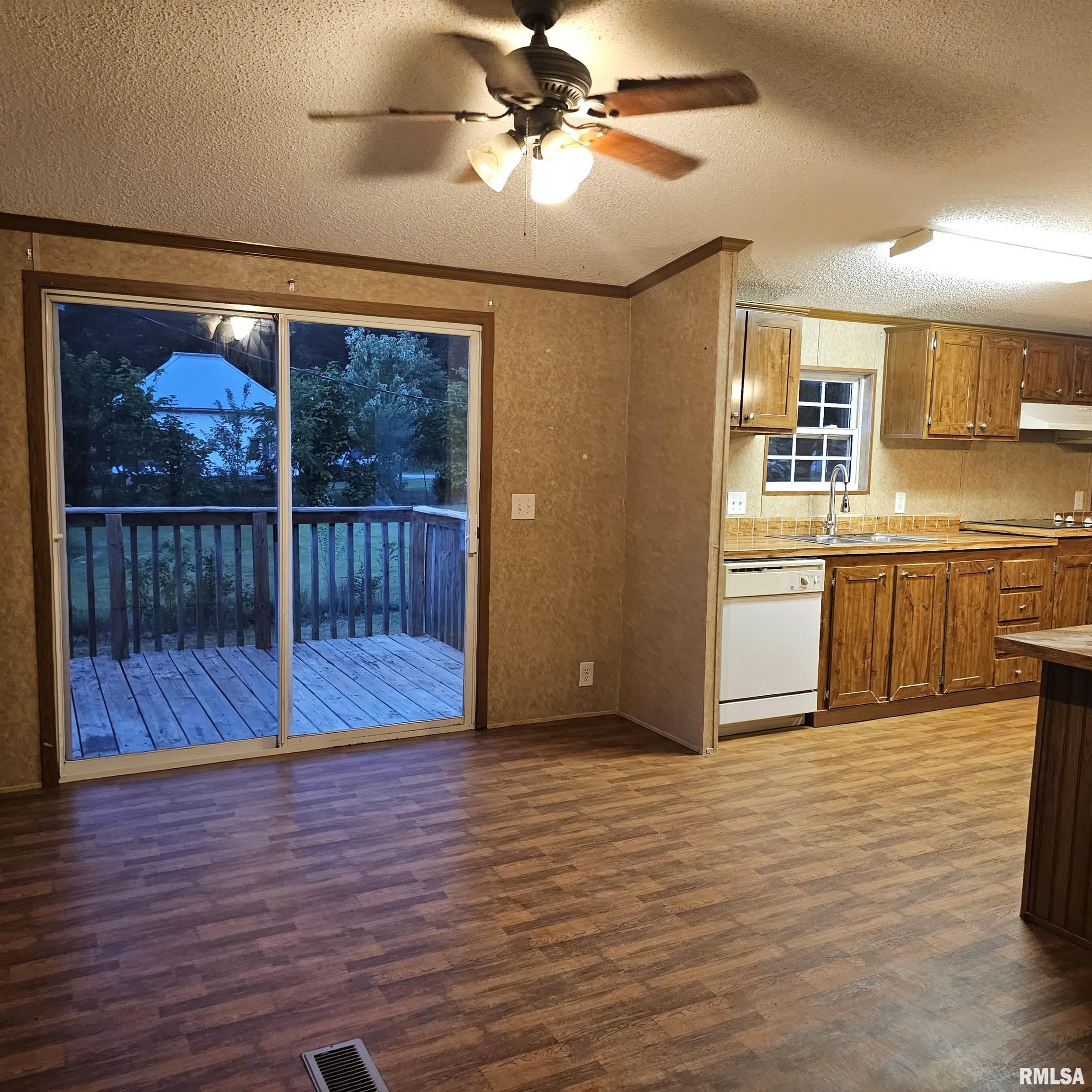 1920 Barnett Road Harrisburg, IL 62946 - Photo 9 of 28