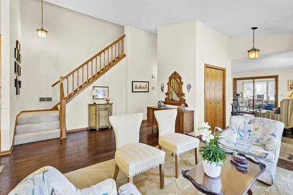 $325,000 | 2540 Sumac Circle, White Bear Lake, MN 55110