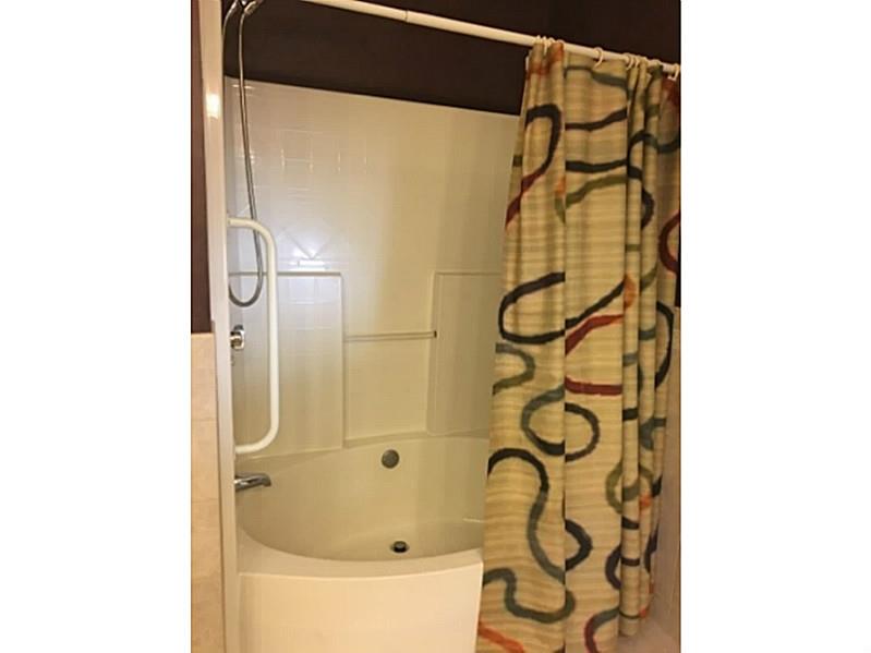 27 Intervale Road, Unit 27 Smithfield, RI 02917 - Photo 17 of 22 Bathroom.