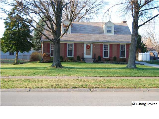 7503 Tempsclair Road Louisville, KY 40220 - Photo 1 of 22 Primary Photo