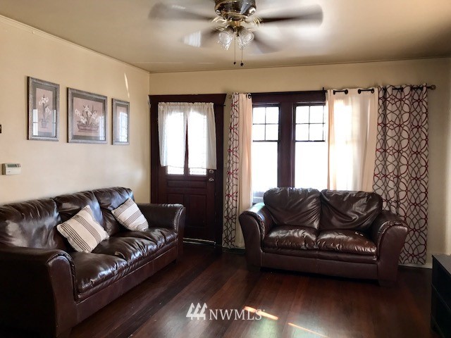 1201 North 3rd Street Renton, WA 98057 - Photo 3 of 12 Gallery Image 3