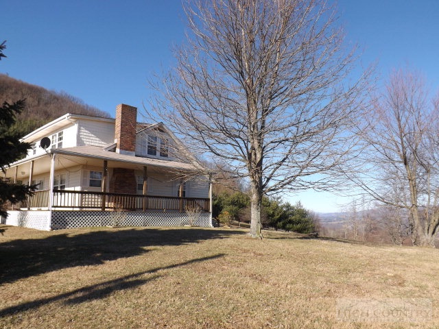 4986 Nile Road Sparta, NC 28675 - Photo 1 of 23