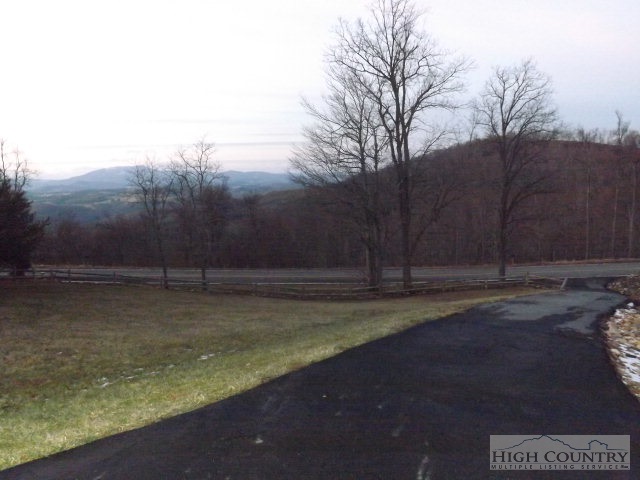 4986 Nile Road Sparta, NC 28675 - Photo 6 of 23