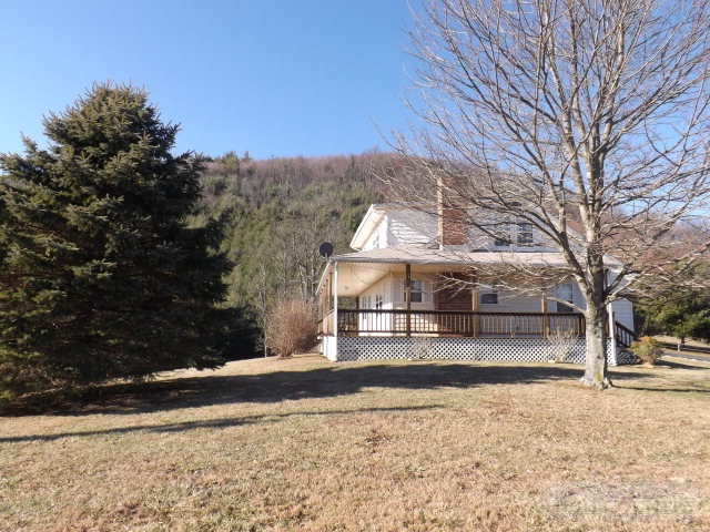4986 Nile Road Sparta, NC 28675 - Photo 9 of 23