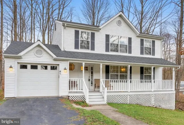 $2,200 | 9 Parkwood Court, Stafford, VA 22554