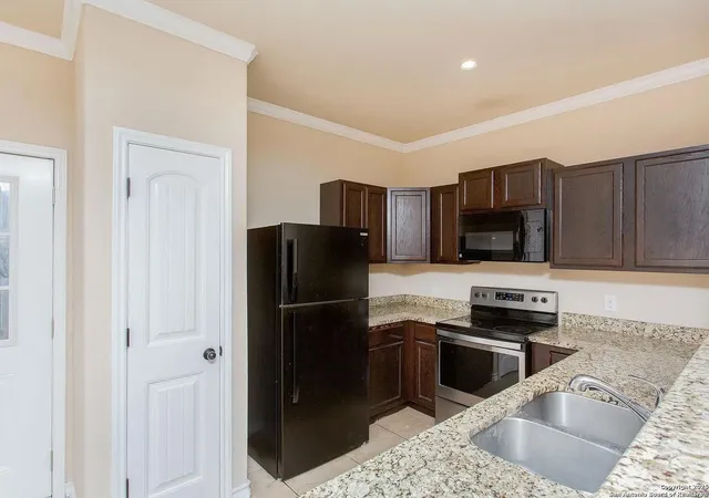 $1,600 | 6510 Melanzane Avenue, Unit 101, San Antonio, TX 78233