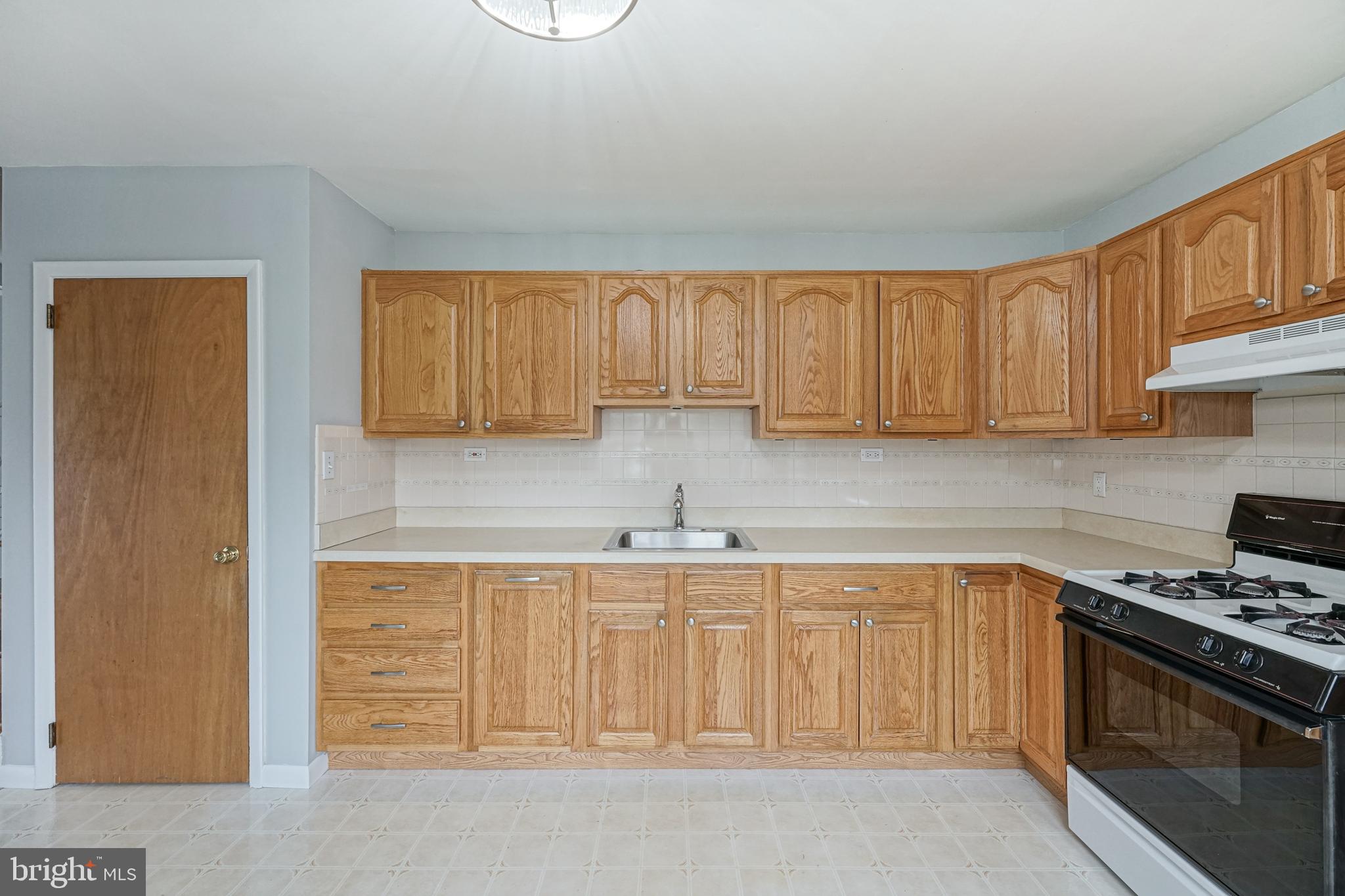 220 Georgetown Road Glassboro, NJ 08028 - Photo 6 of 25