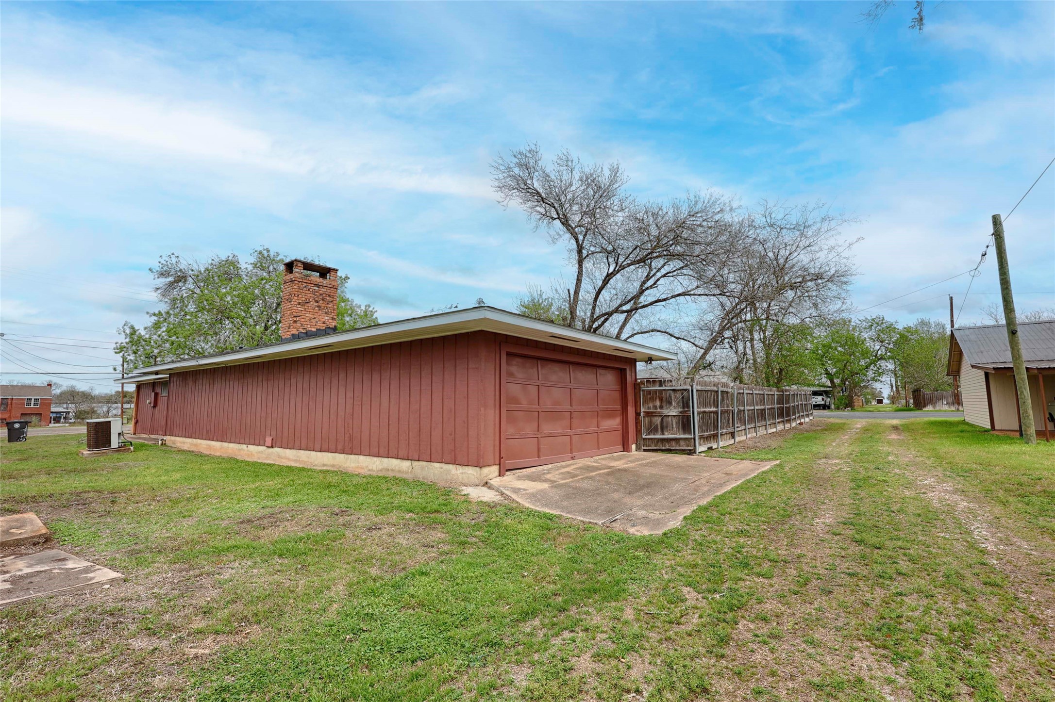 302 Baumgarten Street Schulenburg, TX 78956 - Photo 21 of 23
