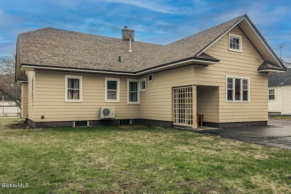 $299,900 | 56 Saratoga Boulevard, Gloversville, NY 12078