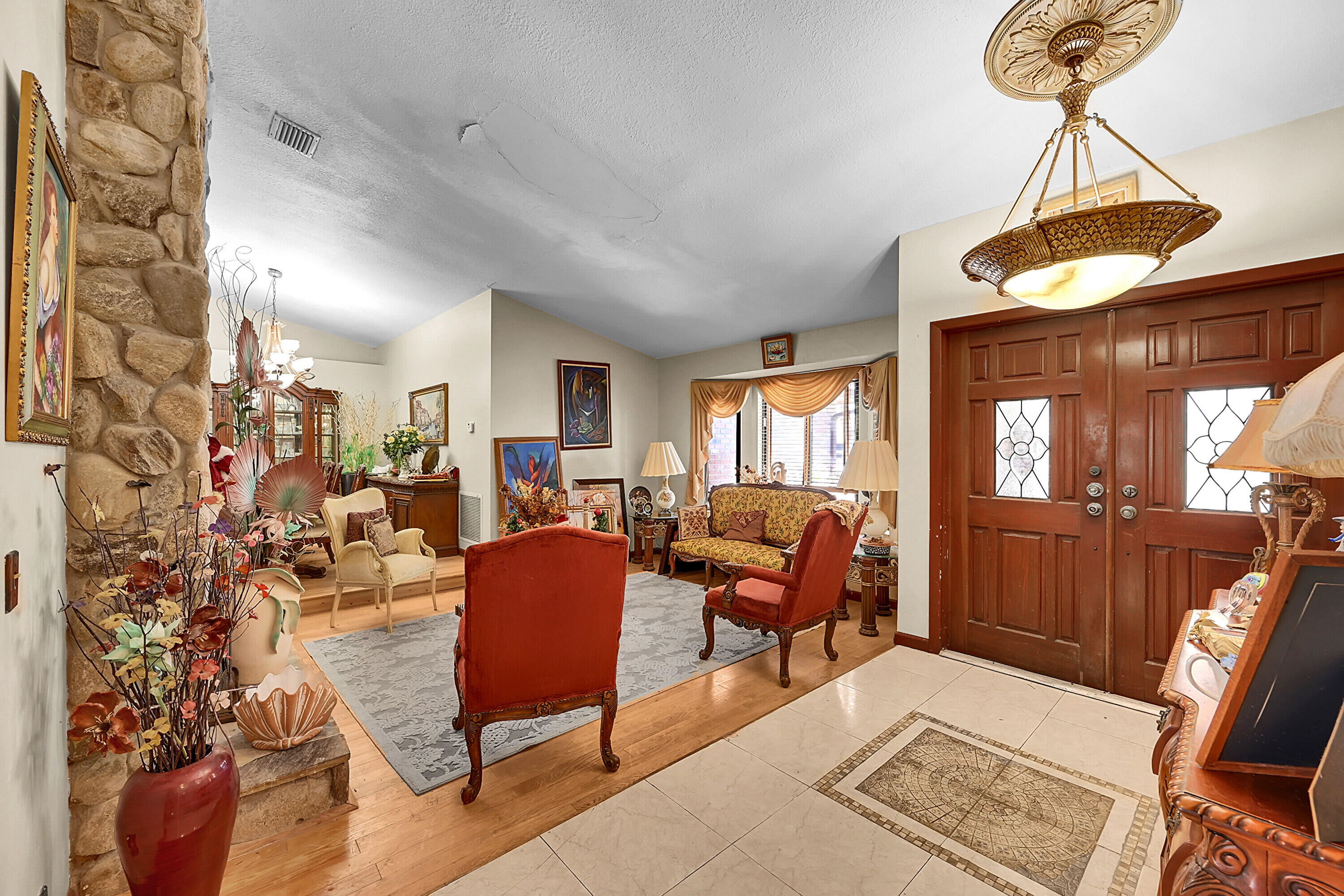 5172 Northwest 84th Road Coral Springs, FL 33067 - Photo 6 of 38 42_07_1 (2)