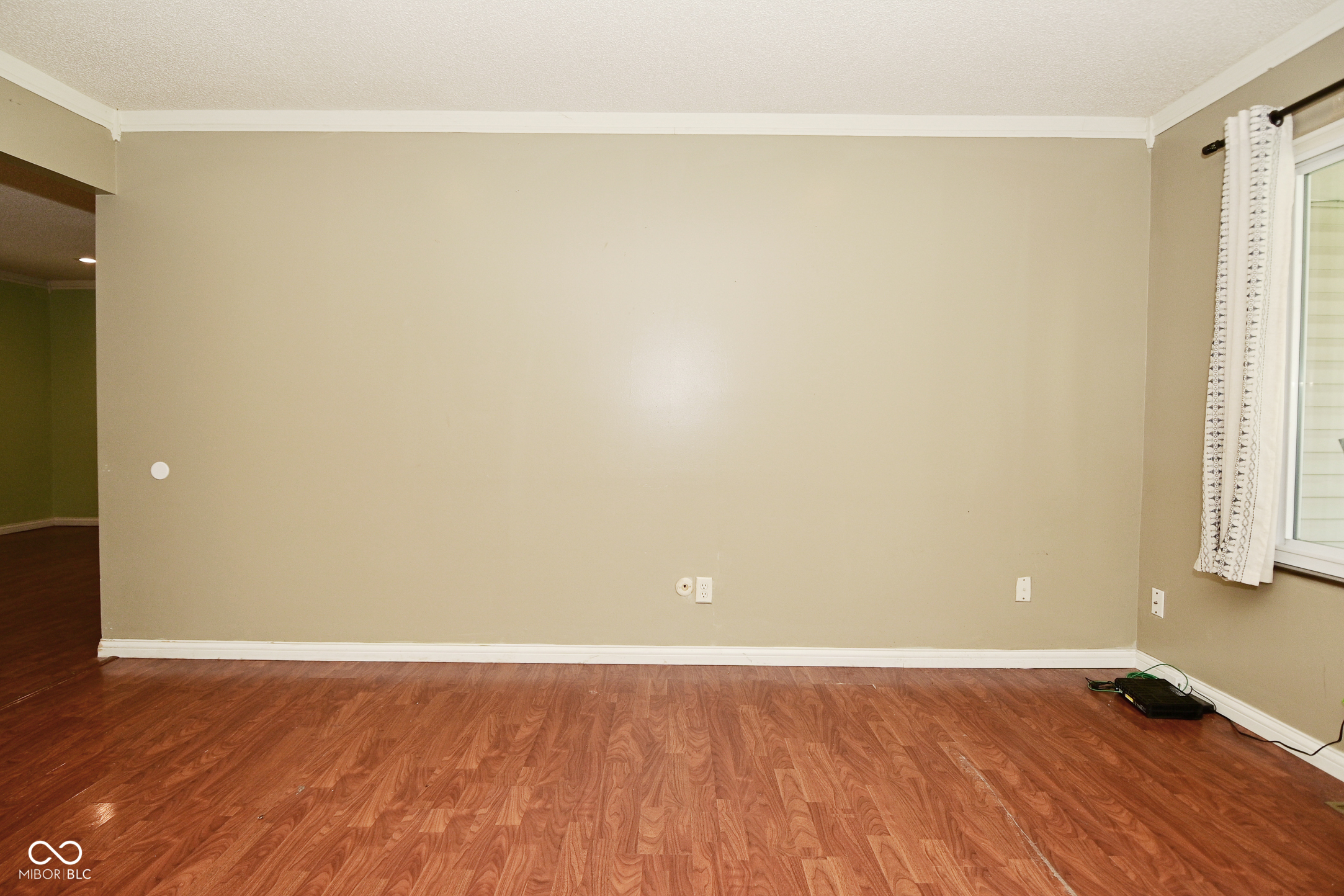 5909 Furnas Road Indianapolis, IN 46221 - Photo 3 of 34 Gallery Image 3