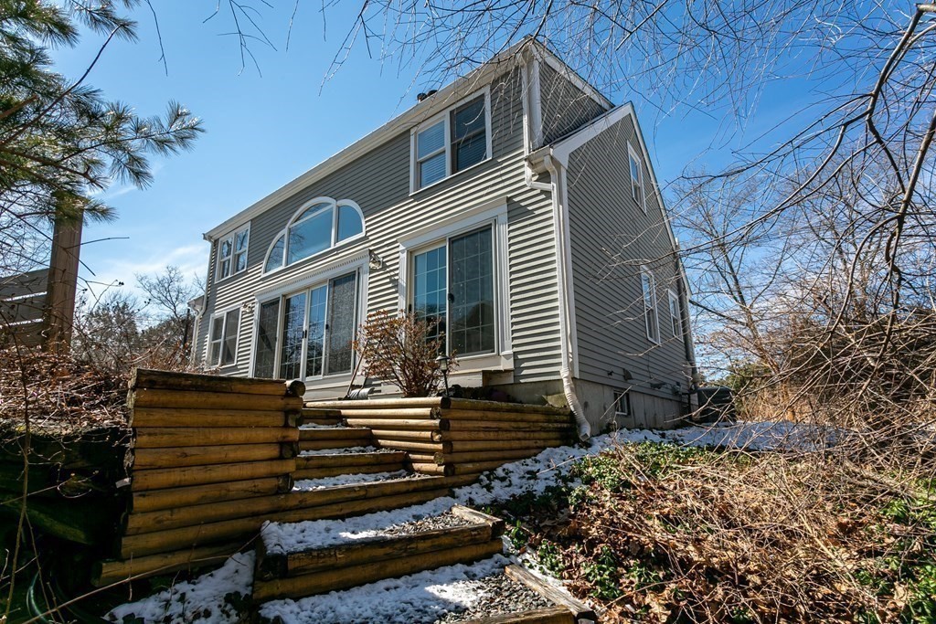 70 Lake Road Framingham, MA 01701 - Photo 6 of 37 Gallery Image 6