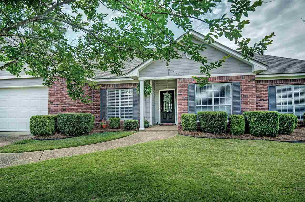 318 Hunters Ridge Drive Clinton, MS 39056 - Photo 1 of 35 Photo 1